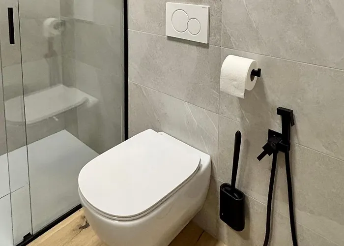Luna At Dorato, Luxury Apartamento Colico